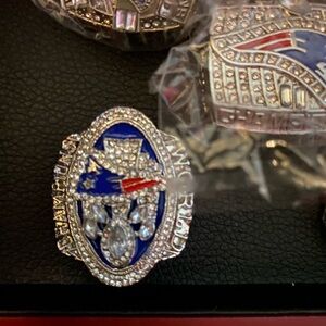 5 New England Patroits Championship Ring Set